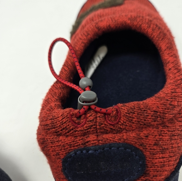 L.L. BEAN SWEATER FLEECE SLIPPERS MOTIF DEEP GARNET MOOSE KIDS YOUTH SIZE 1-2 - Picture 9 of 16